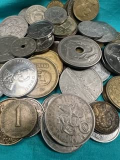 Over 300 DIFFERENT World Coins 3 Pound Grab Bag