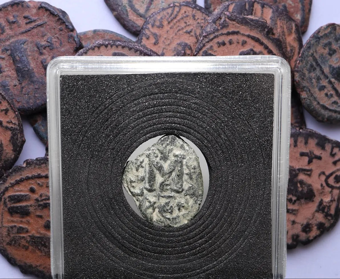 Ancient Byzantine Coin Bronze|Quality|Byzantium Empire Artifact|Authentic Byzantine Coin|Roman Greek Art|1200+ Years Old|Constantinople