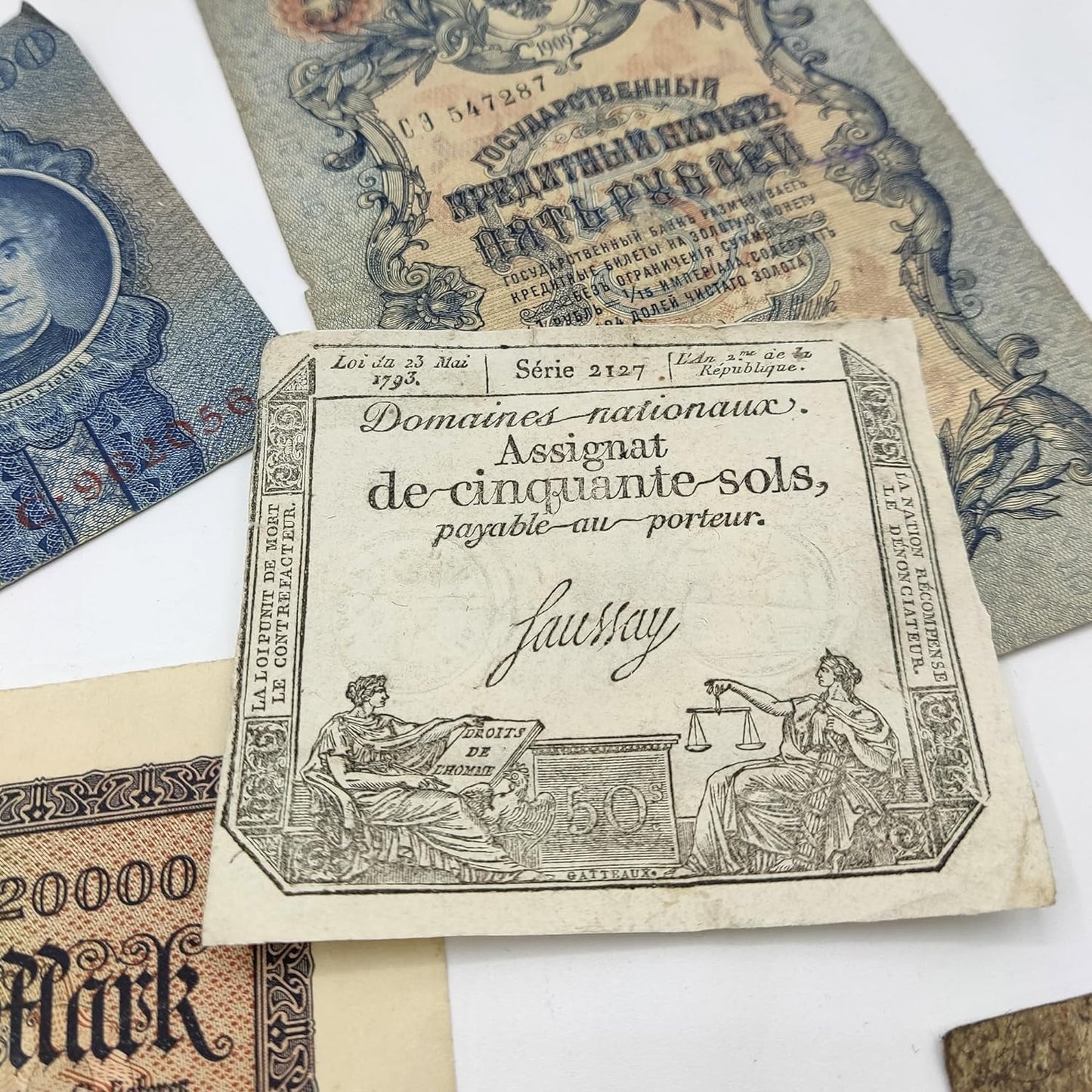 IMPACTO COLECCIONABLES - Collection of 10 Original Old Banknotes with Certificate of Authenticity. Banknotes from 3 Centuries