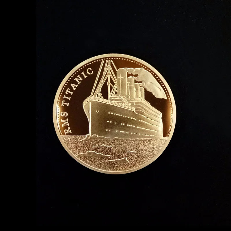 Titanic Ship Incident Medal - Exquisite Gold Plated Souvenir for Home Art Collection"