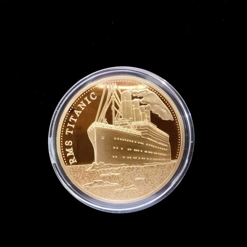 Titanic Ship Incident Medal - Exquisite Gold Plated Souvenir for Home Art Collection"