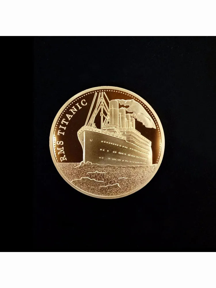 Titanic Ship Incident Medal - Exquisite Gold Plated Souvenir for Home Art Collection"