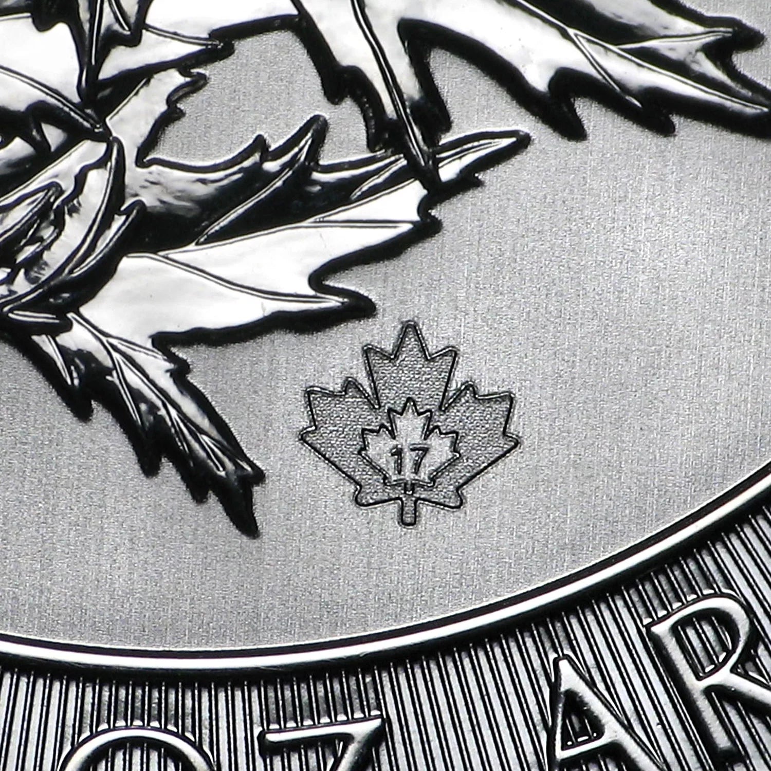 2017 Canada 1.5 Oz Silver $8 Superleaf BU