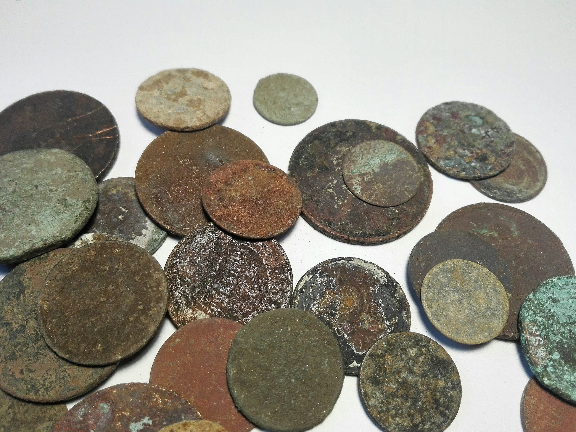 Old Dead Coins for Crafting | Real 100% | Set of 30 Pcs | Original Ancient Coins | Found Digging | Jewelry Production | Crafts | Decoration