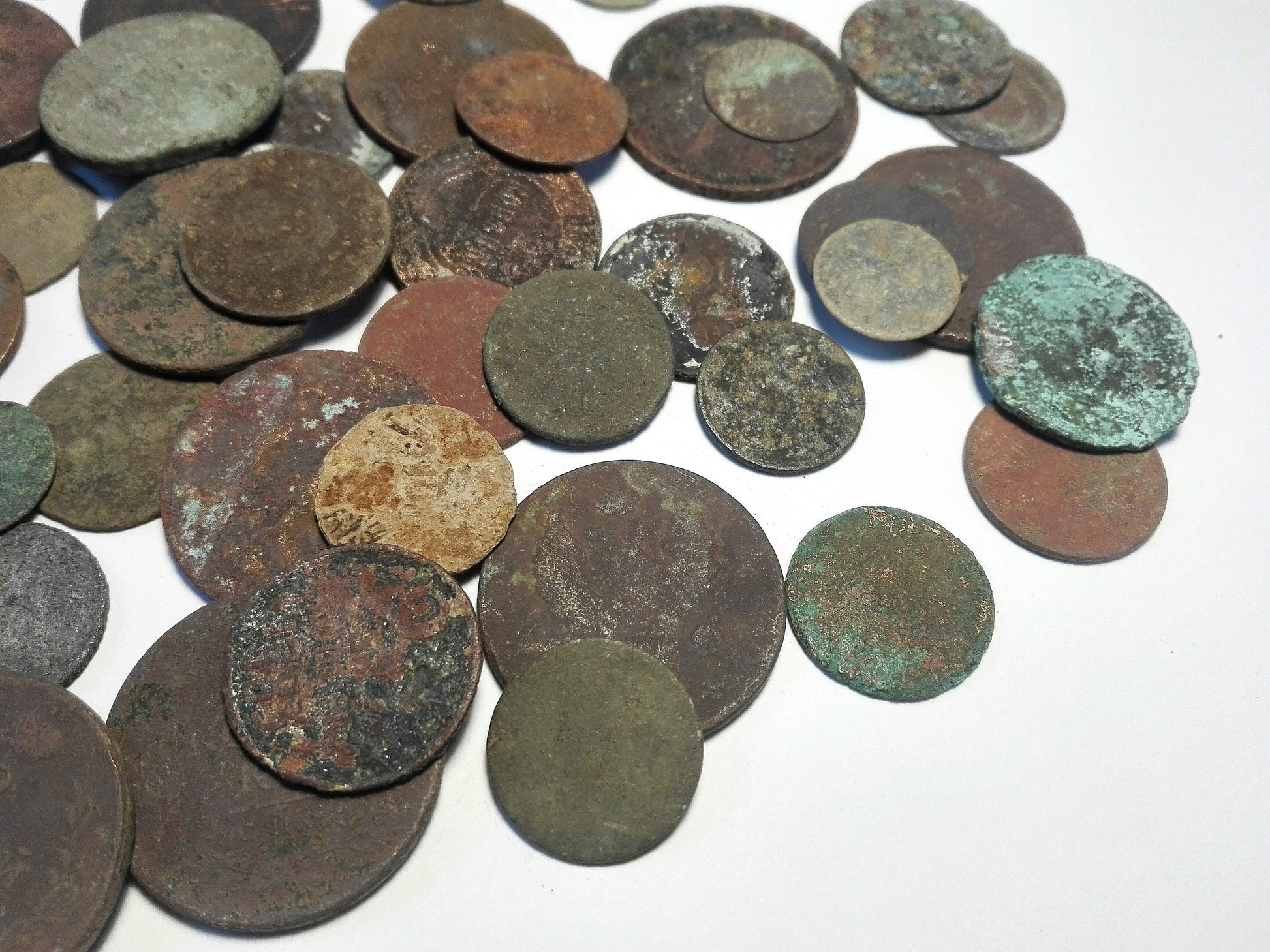 Old Dead Coins for Crafting | Real 100% | Set of 30 Pcs | Original Ancient Coins | Found Digging | Jewelry Production | Crafts | Decoration