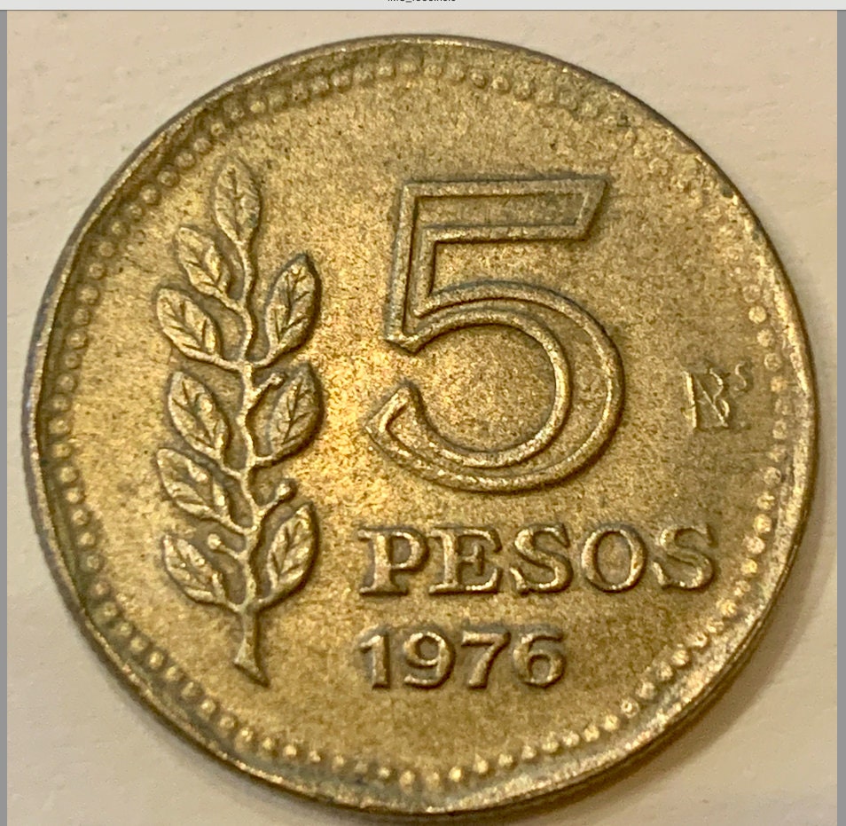 Exclusive 1976,1978 Argentina 5,10 Pesos Coin: A Limited Edition Historical Treasure"