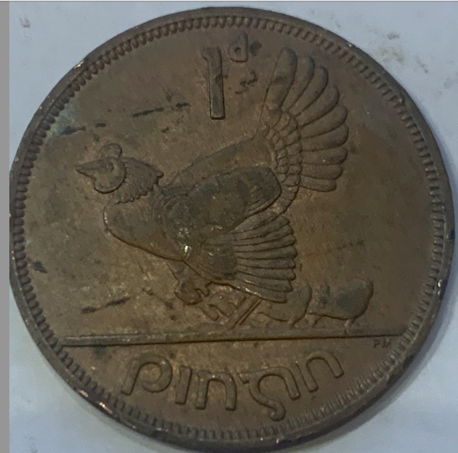 Vintage Charm: 1965 Irish Penny - A Collector's Dream"