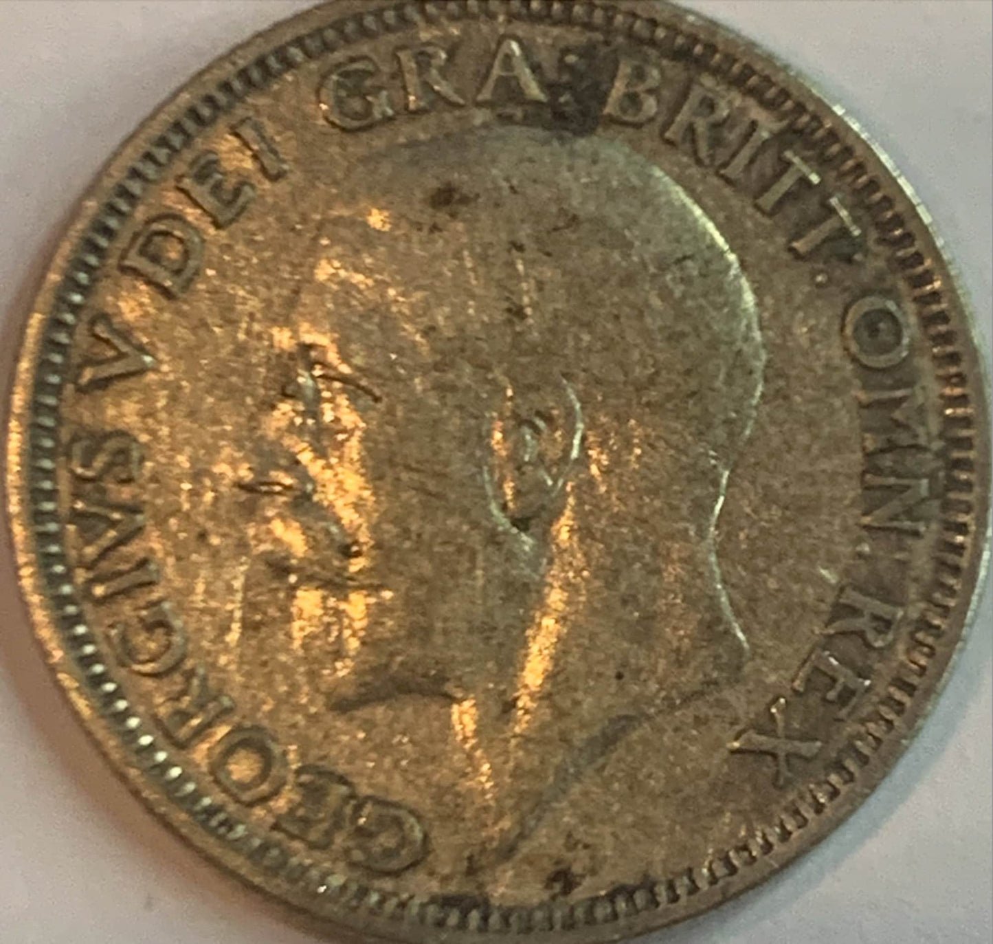 Rare 1928 United Kingdom 1 Shilling Coin - A Sterling Piece of British History"