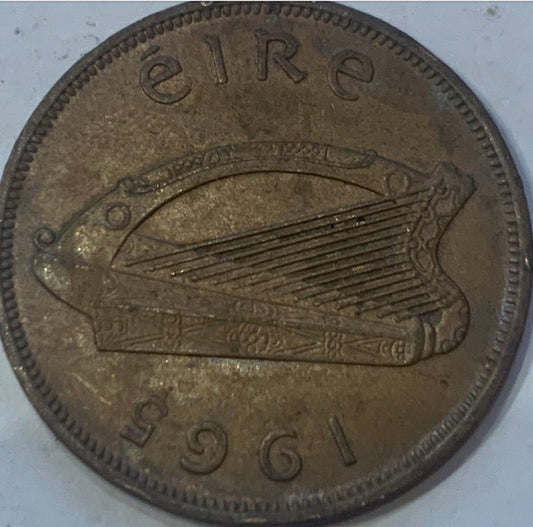 Vintage Charm: 1965 Irish Penny - A Collector's Dream"