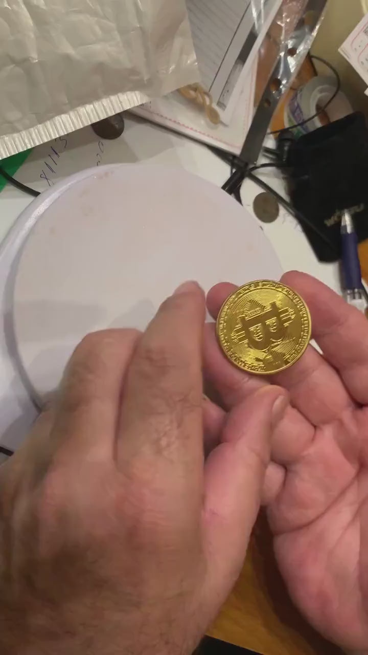 Gold Plated Bitcoin Art Medal: The Perfect Souvenir for Any Bitcoin Enthusiast